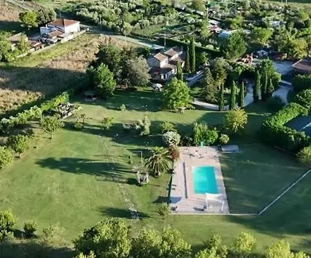 Arzilla Bed & Breakfast Rosciano (Marche)